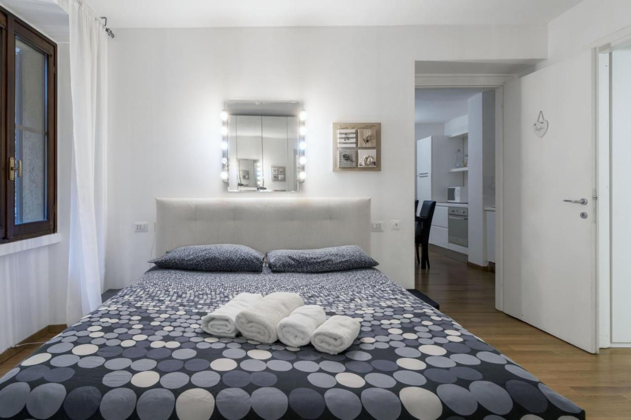 Cozy & Comfy Apt In Navigli Area Mediolan Zewnętrze zdjęcie